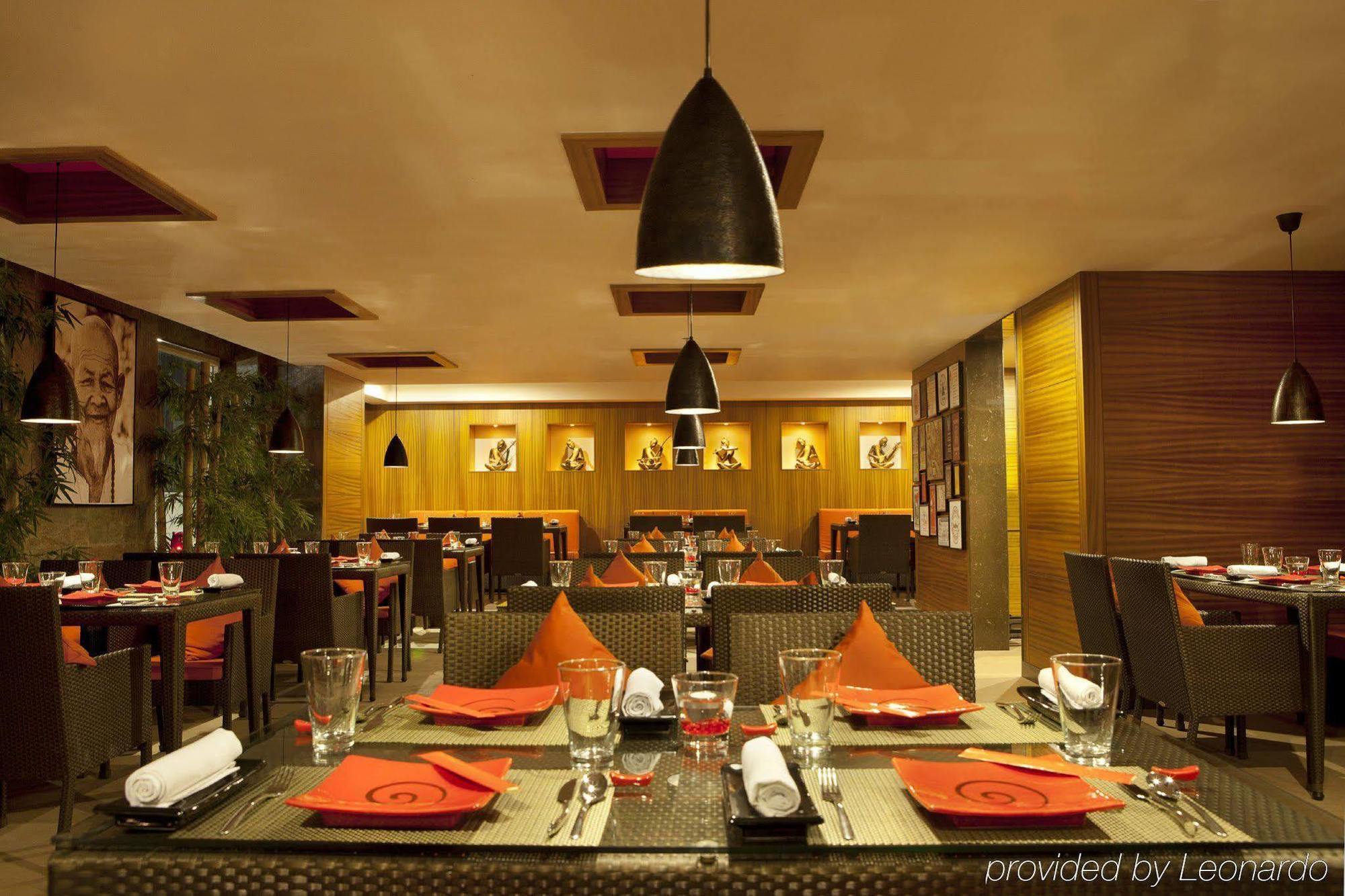 Lemon Tree Premier Hitec City Hyderabad Restoran gambar