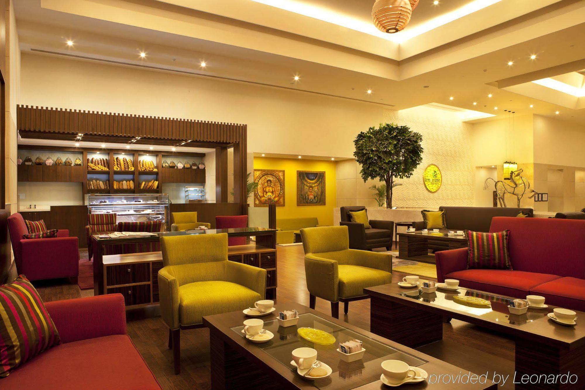 Lemon Tree Premier Hitec City Hyderabad Restoran gambar