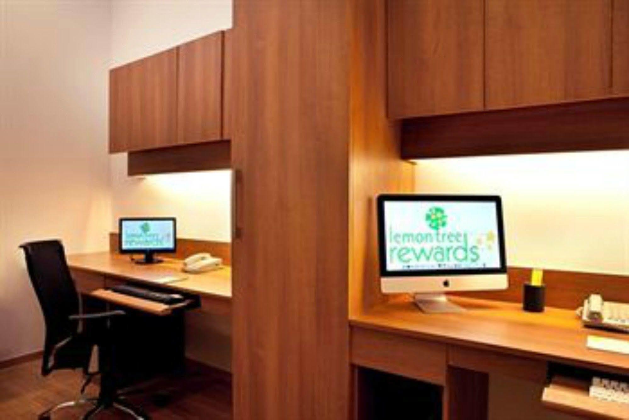 Lemon Tree Premier Hitec City Hyderabad Luaran gambar